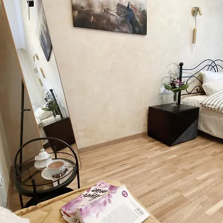 Appartamento Romantic Old Town Hideaway Haapsalu