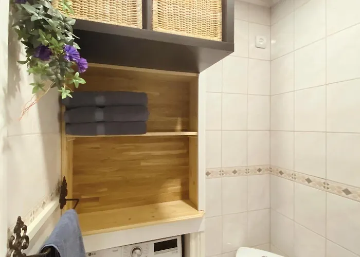 Lägenhet Romantic Old Town Hideaway Hapsal