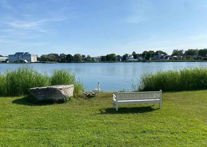 Romantic Old Town Hideaway *