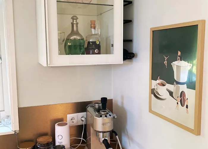 Romantic Old Town Hideaway *